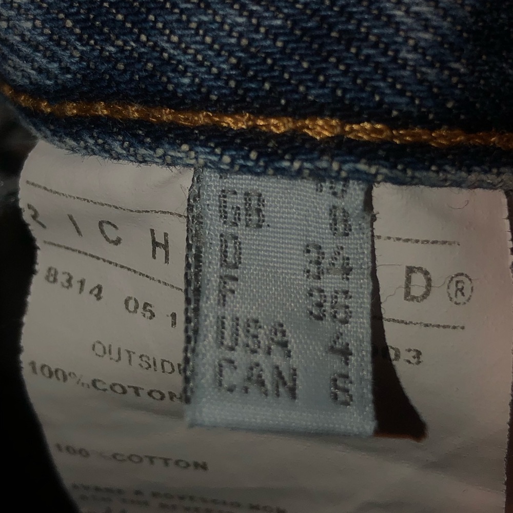 JOHN RICHMOND ‘RICH JEANS DISTRESSED JEANS - Picture 6 of 9